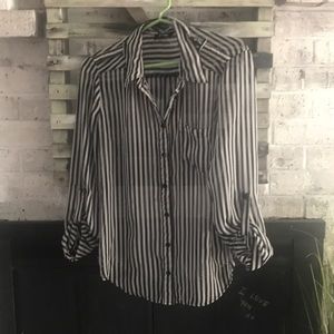 Black and white stripe button up